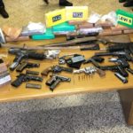 Maxi sequestro di armi e cocaina. Valore della droga: 2 milioni e 500 mila euro