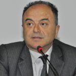 Politica e mafia. Gratteri: “Per un clan comprare un politico è come affondare la lama nel burro”