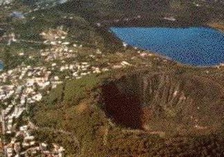 Campi Flegrei, i geologi chiedono lo stato di emergenza: “Servono fondi e sicurezza”