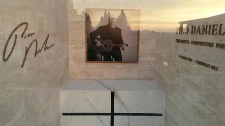 Musica: ceneri Pino Daniele ora nella 'sua' Toscana