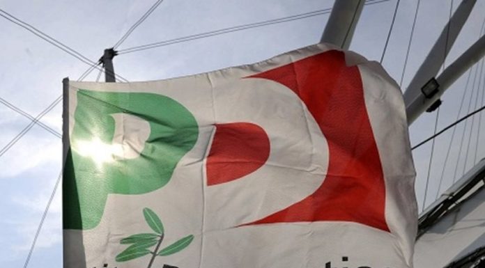 Sondaggio-Mentana, ancora brutte notizie per il Pd. Cala anche Vannacci