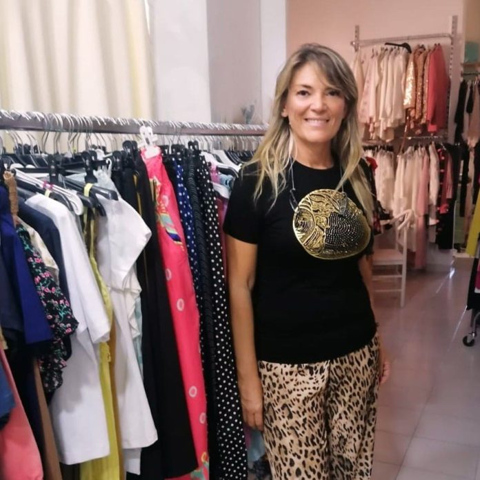 angela giugliano fabbriche tessili