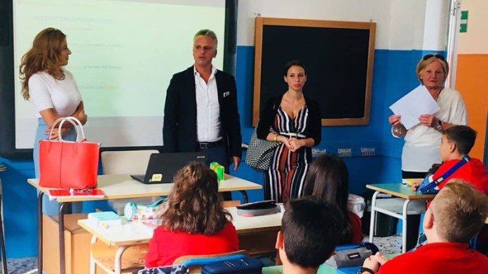 in foto il sindaco capasso e l'assessore virginia nappo