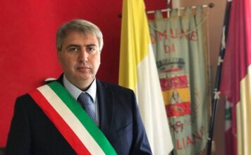 Qualiano, disagio trasporto pubblico. Il sindaco Raffaele De Leonardis: “I miei cittadini penalizzati. Dopo la lettera in Regione resto ancora in attesa di un incontro”