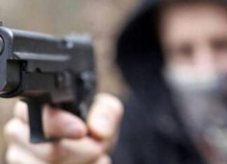 Rapina da 300mila euro alla gioielleria Marotta, misure cautelari per presunti componenti della banda del “buco”