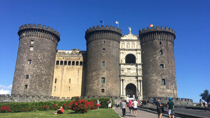 maschio-angioino-napoli-1