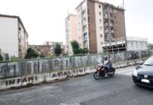 FIUMI DI DROGA A NAPOLI, MAXI BLITZ A PIANURA, FUORIGROTTA E AL RIONE TRAIANO: 31 ARRESTI