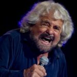 Grillo prepara il ritorno in campo con un nuovo partito e attacca Conte: “Movimento zero stelle”