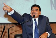 Maradona, la drammatica testimonianza del massaggiatore: «Era gonfio, non si muoveva e non mangiava. Avevano sospeso i diuretici»