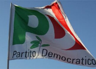 ERCOLANO, SEGRETARIO PD E CONSIGLIERE ALLA FESTA CON IL BOSS. PARTITO COMMISSARIATO, L’ENNESIMO CASO DI FREQUENTAZIONI INQUIETANTI DEI DEM. SCIOGLIMENTI PER MAFIA A RAFFICA, DA MARANO A CASTELLAMMARE. LA QUESTIONE MORALE E’ TUTTA LORO