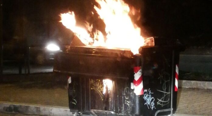 cassonetto fuoco