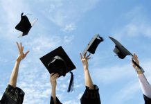 False lauree triennali, magistrali e anche honoris causa: 37 indagati a Napoli. Laurea falsa anche a Pippo Franco