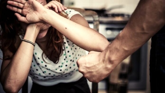 violenza-4-10-696x392