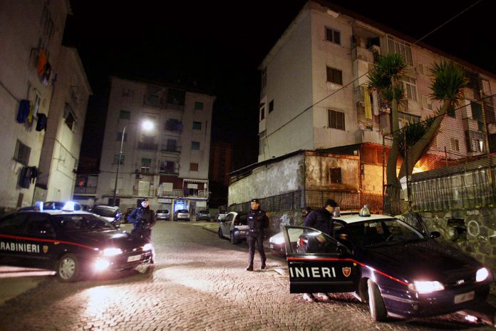 Blitz dei Carabinieri al Rione De Gasperi al quartiere Ponticell