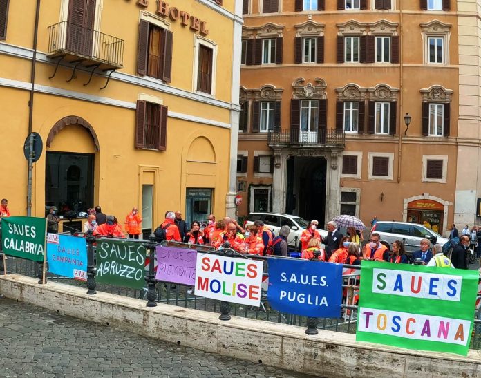 MANIFESTAZIONE SAUES PALAZZO CHIGI
