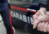 Calvizzano, picchia la madre per i soldi della droga ma lei non denuncia. I carabinieri vanno via, ma il figlio la pesta ancora: arrestato 53enne