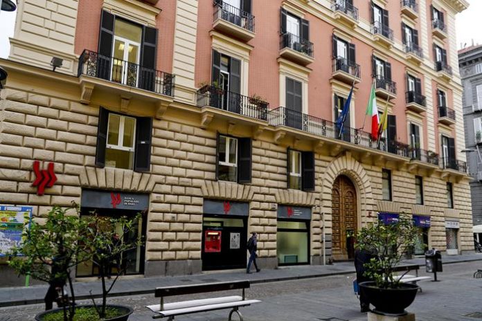 Napoli via Verdi palazzo consiglio comunale