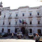 Cade un’altra giunta di centrosinistra: sciolto per mafia anche il Comune di Castellammare. In precedenza Torre Annunziata, Caserta e Marano