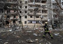 Guerra Ucraina, maxi attacco russo su Kiev: almeno 10 morti e 20 feriti