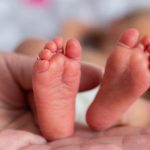 Neonate scambiate in culla ad Avellino, una madre risarcita con 100 mila euro