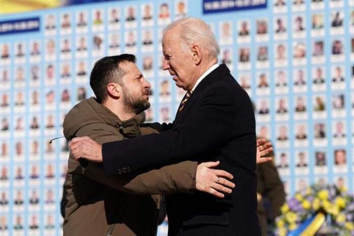 BIDEN-È-A-KIEV-PER-AN-(14185276)