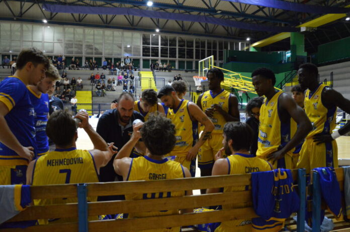 VIRTUS POZZUOLI DURANTE UN TIME OUT (1)