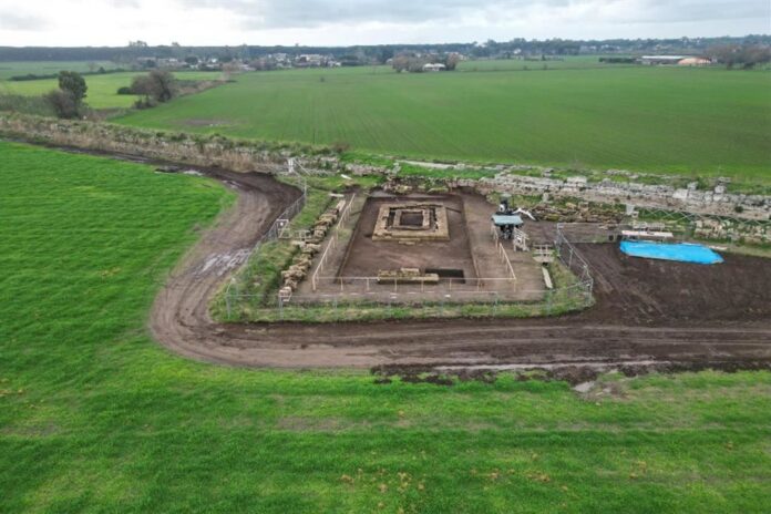 1-Paestum