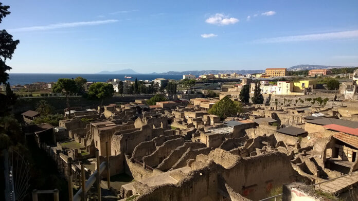 Herculaneum view_lgt (2)
