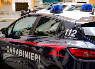Giugliano, lite tra fratelli, colpi di arma da fuoco e un arresto