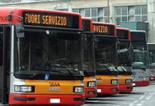 Trasporti in Campania, scatta la protesta del sindacato USB: il 22 settembre presidio dei sindacati al Centro Direzionale