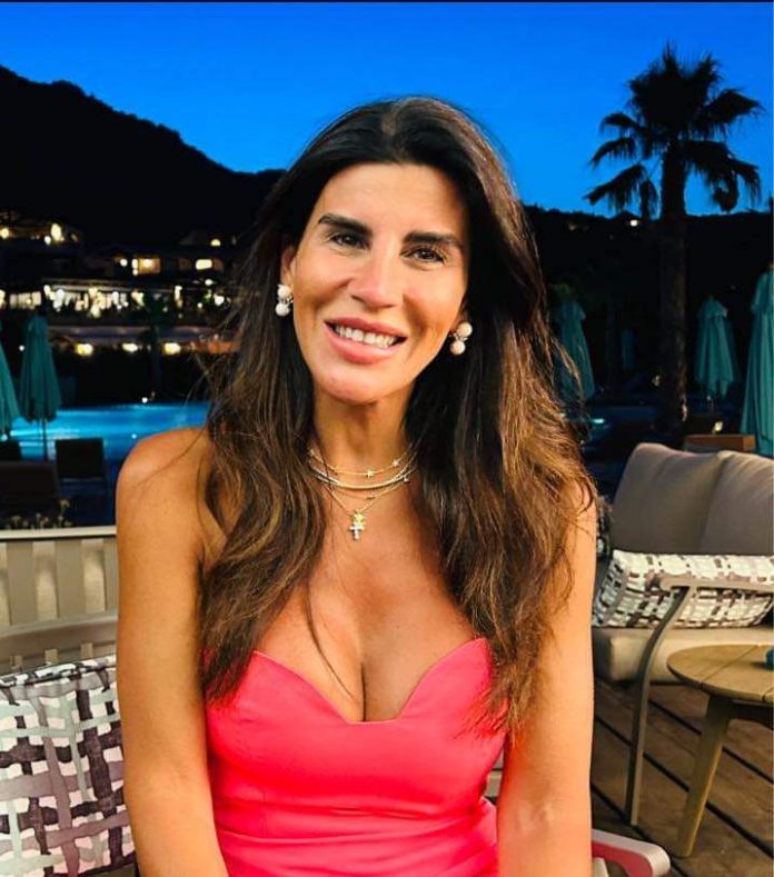 ROSSELLA CASILLO