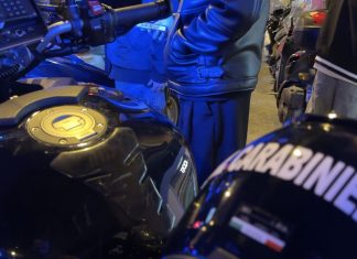 Movida a Chiaia, controlli dei carabinieri: otto denunciati e sanzioni a tre locali