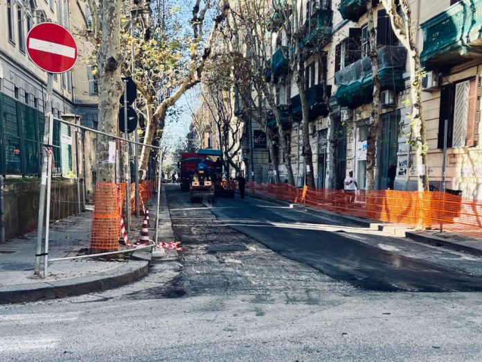 Vomero, via De Mura, lavori di rifacimento del manto stradale 17_12_24
