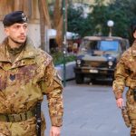 Porta Nolana, militari sventano aggressione a una turista
