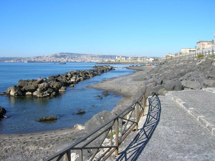 spiaggia s.giovanni a teduccio