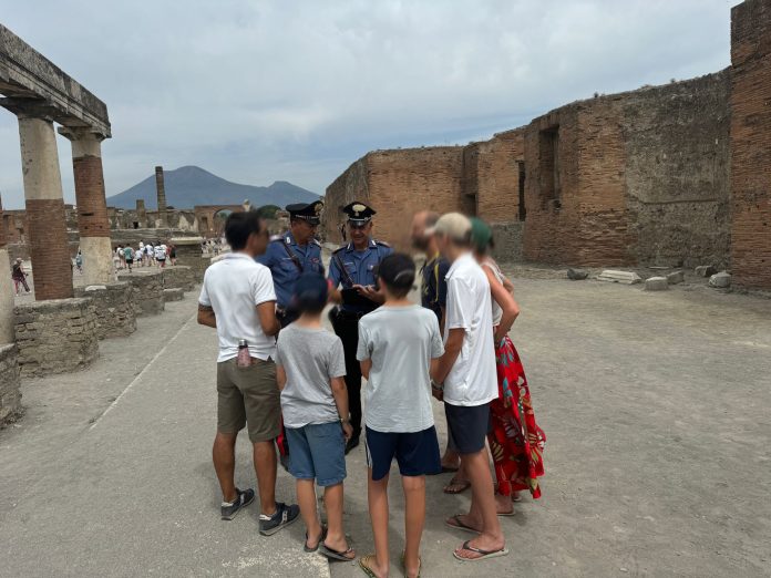 Parco Pompei guida turistica abusiva 06.09.2025