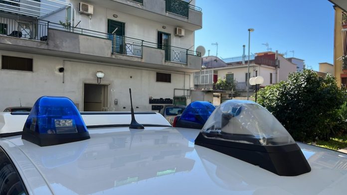 Accoltellata nel Napoletano, preso l'ex compagno