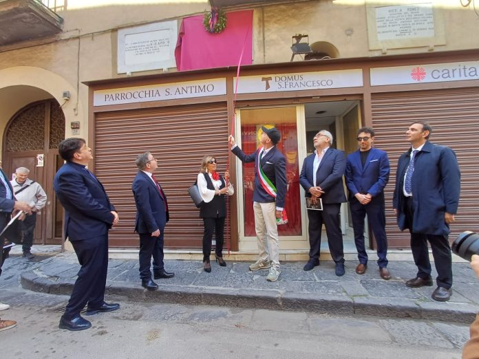 scopertura targa