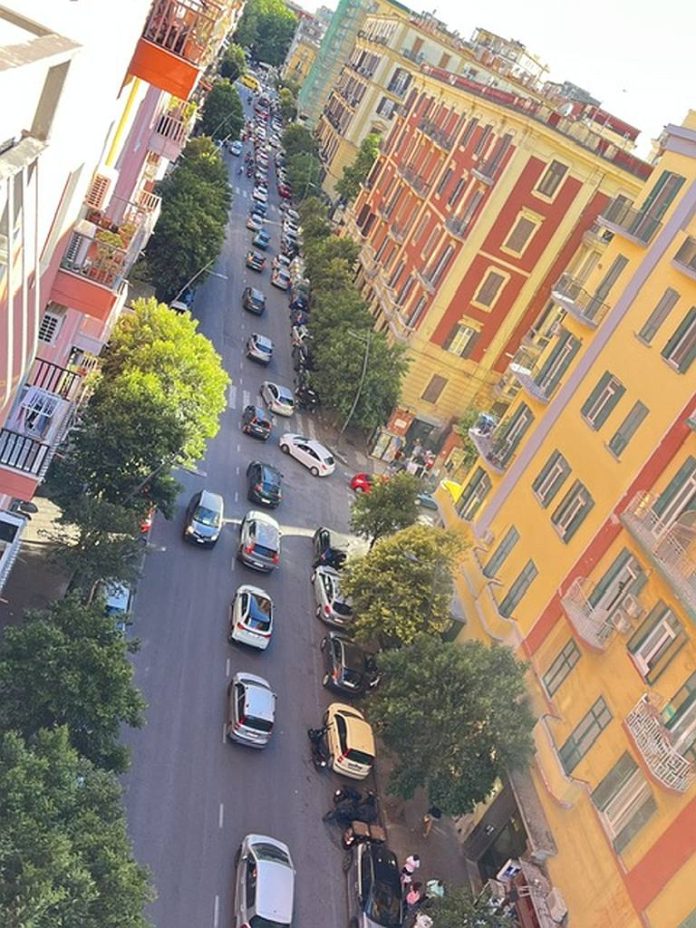 Napoli, piazza degli Artisti stasera paralizzata