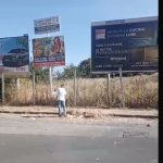 CALVIZZANO, AL VIA GLI INTERVENTI DI PULIZIA IN VIA BENEDETTO CROCE. IL SINDACO BORRELLI: “PROSEGUIRANNO FINO AL COMPLETAMENTO”