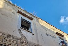 Marano, edificio lesionato e a rischio slittamento: scatta lo sgombero delle famiglie al corso Umberto