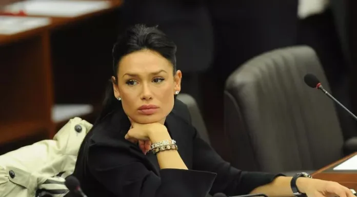 “Non deve scontare la pena”. Chiuso definitivamente il caso Minetti