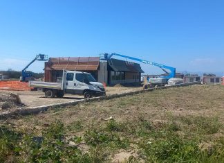 Calvizzano, via della Resistenza cambia volto dopo via libera del Tar: proseguono i lavori per il nuovo polo commerciale dop