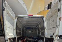 Qualiano, controlli Terra dei Fuochi: Polizia Municipale sequestra furgone carico di pezzi d’auto