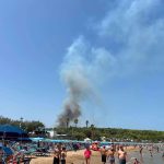INCENDIO A PESCHICI, TURISTI EVACUATI VIA MARE