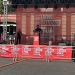 Napoli. Il campo largo si riunisce in piazza del Gesù, ma esplode la protesta dei commercianti: “Ci impediscono di lavorare”
