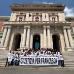Al Cardarelli sit-in per Francesca Tucci, la ragazza di 24 anni morta dopo intervento chirurgico