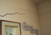 Terremoto, Marano, uomo si lancia dal balcone durante la scossa. Danni in alcune case di via Marano-Pianura