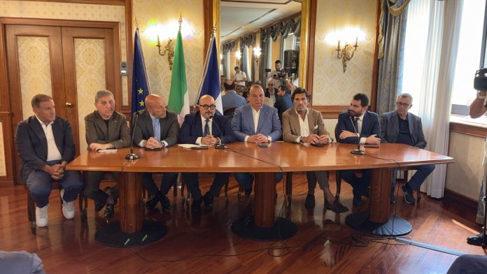 rastrelli conferenza 7 luglio 02