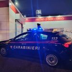 Sant’Anastasia, follia durante l’arresto: sei Carabinieri feriti da un uomo e dai suoi familiari.